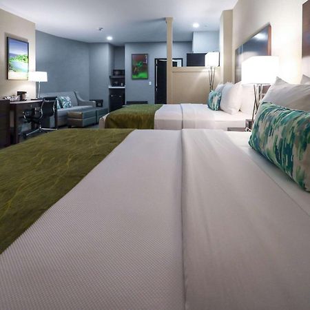 Signal Hill Comfort Inn & Suites Tobago מראה חיצוני תמונה